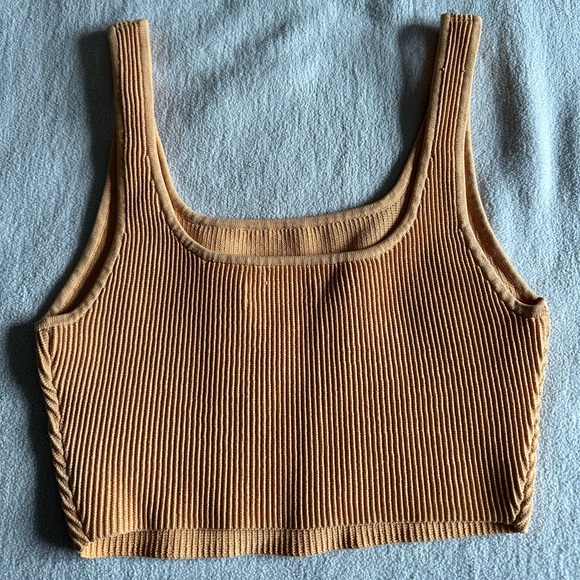 Aritzia: Babaton Sculpt Knit Tank in Orange size Medium - Picture 3 of 3